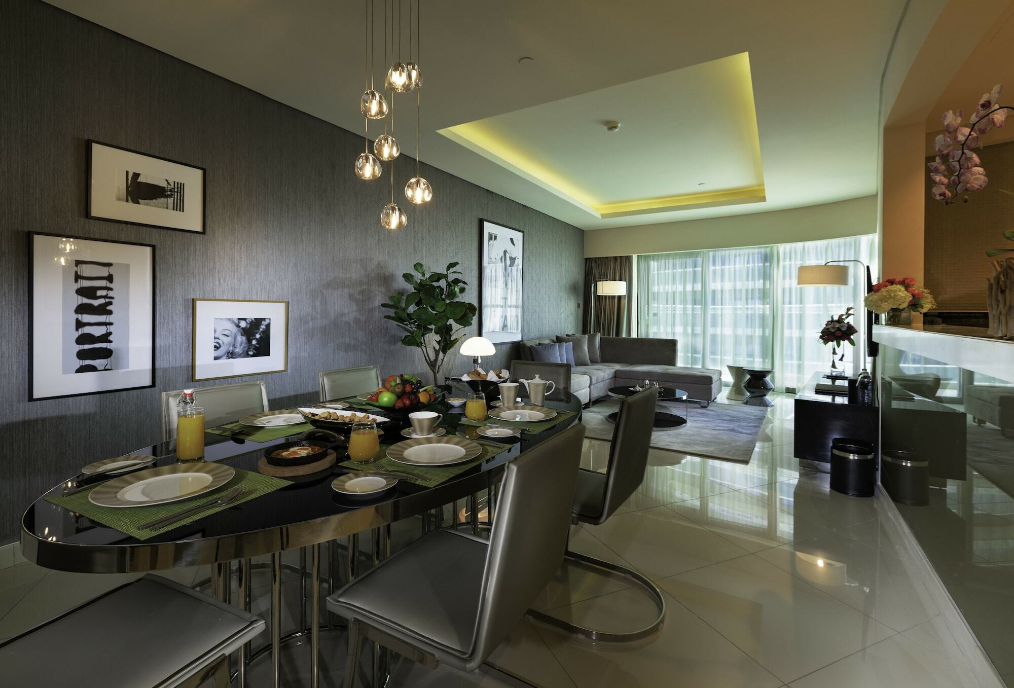 Damac Royale Damac Towers Aparthotel ดูไบ ภายนอก รูปภาพ